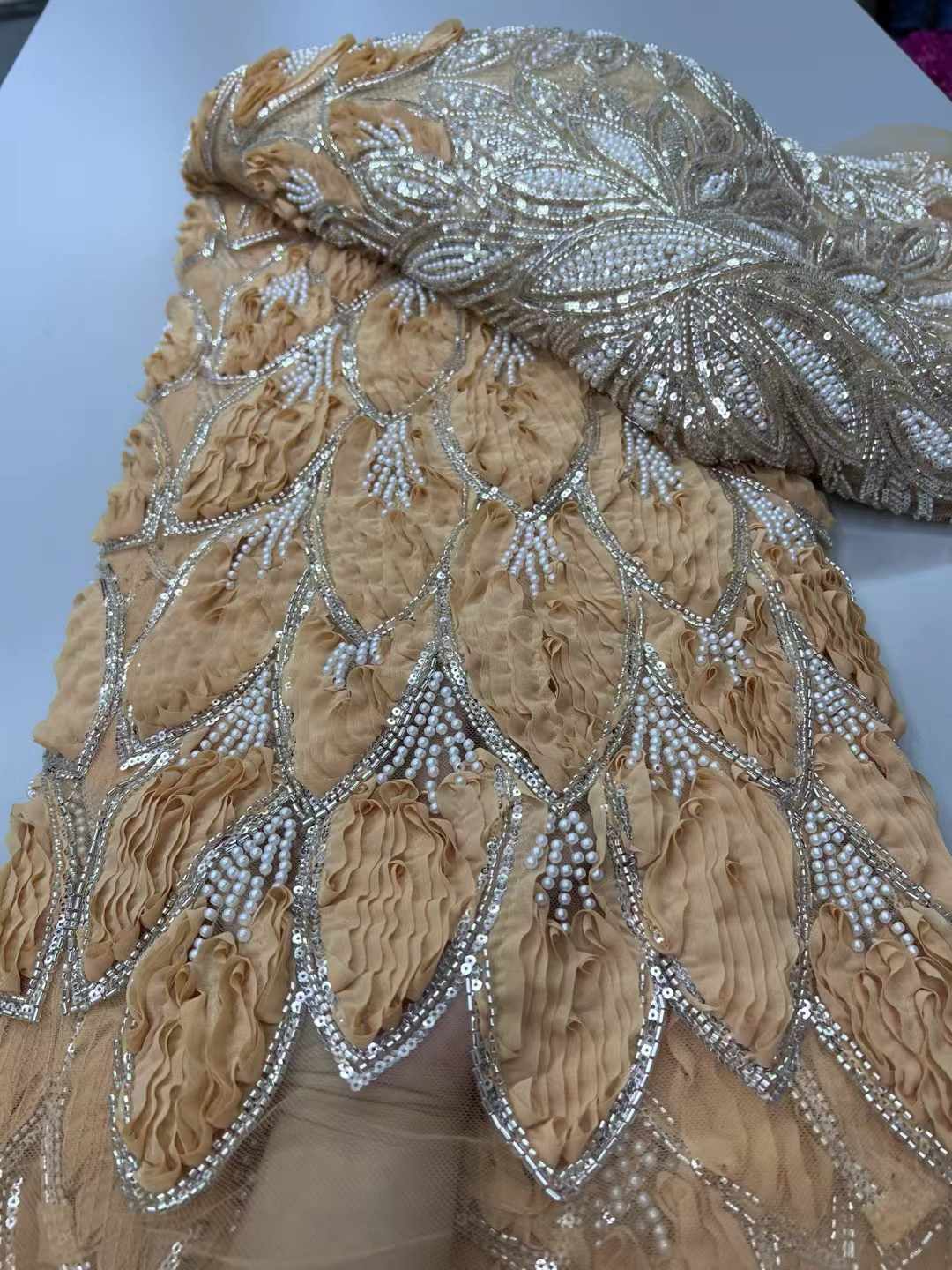 Beaded 3D Lace Fabric Red Lace - đánh giá và giá Sewing Net