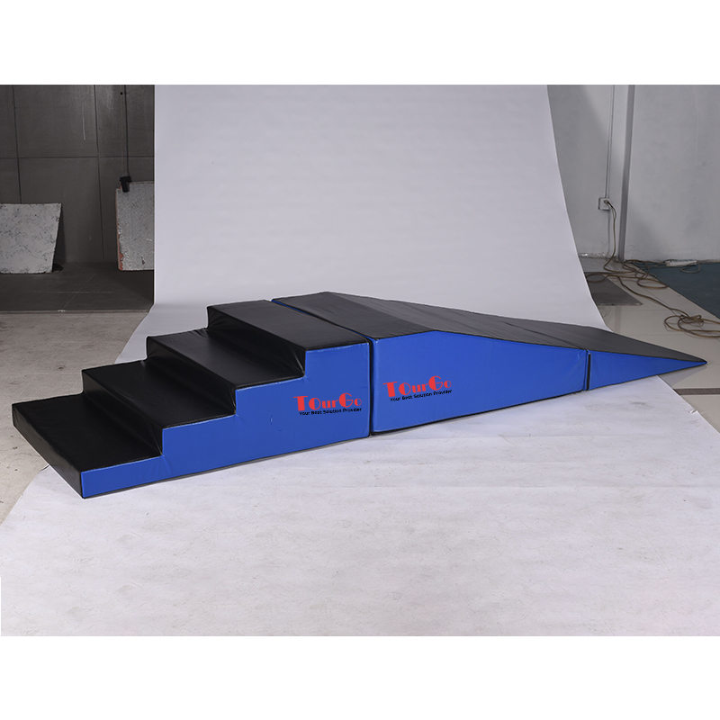 Gymnastics Folding Wedge Mat N - đánh giá và giá Gripper Foot Walking