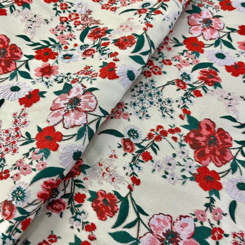 Red Small Floral Jacquard Fabr - đánh giá và giá Vintage Sewing Textile